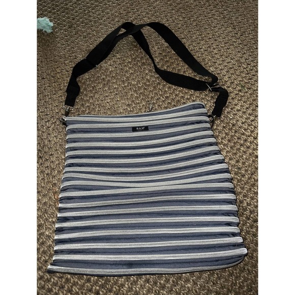 Bam Bag Crossbody Purse Continuous Zipper Recycled - Picture 4 of 7